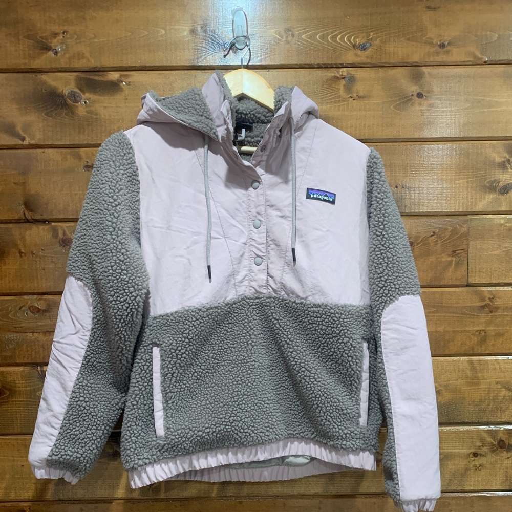 Patagonia Women's Furry Taupe Pink Shelled Retro-X Pullover Jacket